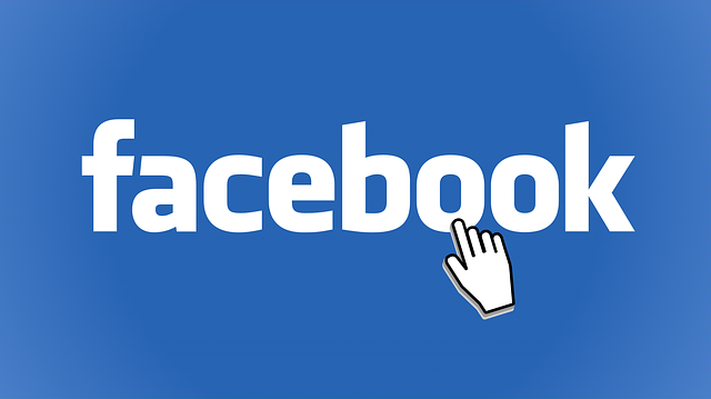 Facebook ilustrácia.png